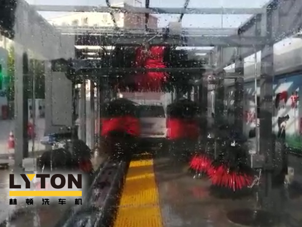 黑色款FX-80A系列隧道連續式電腦洗車機全過程作業視頻