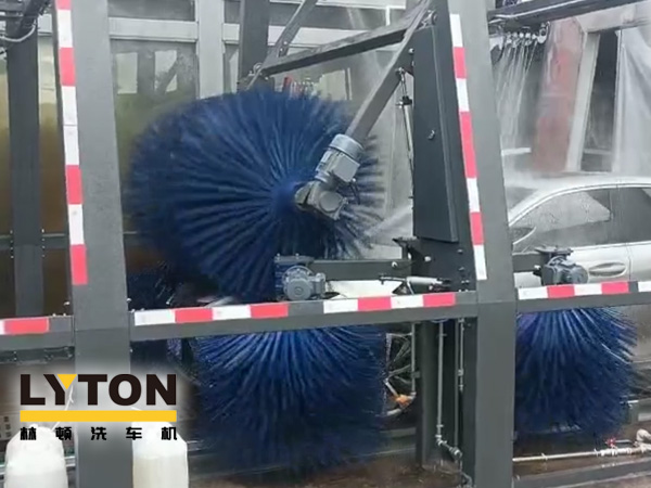用戶對比，還得林頓FX11全自動洗車機！常州南門石化配置洗車設備記！“品質·交付”只為不負客戶所托！